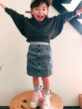 「アイテム（スカート）」を使った、OTOさん（キッズ・90cm）の冬コーディネート