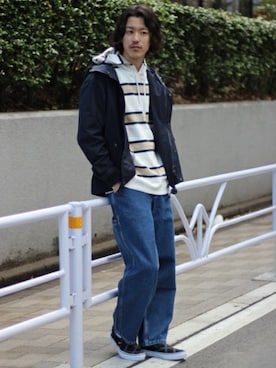 「アイテム（マウンテンパーカー、ブルー系）」を使った、YUKIさん（メンズ・176cm）の冬コーディネート