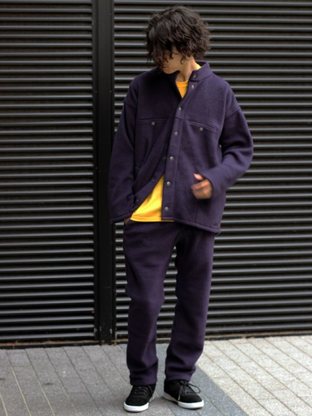 「セットアップ、カジュアル、ストリート、journal standard、パープル、フリースジャケット、Gramicci×JS、2018、フリースNEW 1P、MTV×JS」｜「Gramicciの◆GRAMICCI×JS  / グラミチ別注 : フリースジャケット #（ブルゾン、パープル系）」を使った、YUKIさん（メンズ・176cm）の夏コーディネートの1枚目の写真