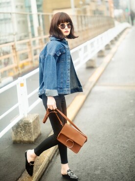 「GRL（グレイル）のアイテム（デニムジャケット）」を使った、GRLグレイル_OFFICIALさん（レディース・166cm）の冬コーディネート