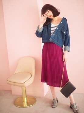 「GRL（グレイル）のアイテム（デニムジャケット）」を使った、GRLグレイル_OFFICIALさん（レディース・166cm）の冬コーディネート