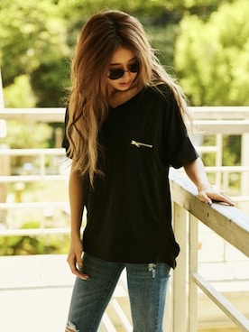 「GRL（グレイル）のアイテム（Tシャツ/カットソー）」を使った、GRLグレイル_OFFICIALさん（レディース・166cm）の夏コーディネート