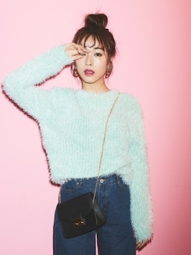 「アイテム（ゴールド系）」を使った、GRLグレイル_OFFICIALさん（レディース・158cm）の冬コーディネート