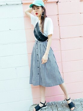 「GRL（グレイル）のアイテム（キャップ）」を使った、GRLグレイル_OFFICIALさん（レディース・168cm）の夏コーディネート