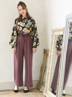 「GRL（グレイル）のアイテム（ピアス（両耳用））」を使った、GRLグレイル_OFFICIALさん（レディース・161cm）の秋コーディネート