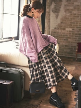 「GRL（グレイル）のアイテム（シャツ/ブラウス）」を使った、GRLグレイル_OFFICIALさん（レディース・158cm）の冬コーディネート