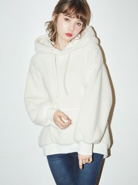 「GRL（グレイル）のアイテム（パーカー）」を使った、GRLグレイル_OFFICIALさん（レディース・161cm）の冬コーディネート
