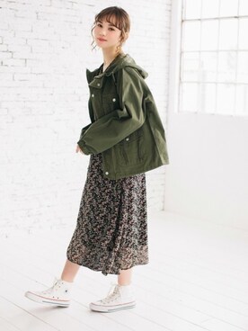 「GRL（グレイル）のアイテム（パーカー）」を使った、GRLグレイル_OFFICIALさん（レディース・161cm）の春コーディネート