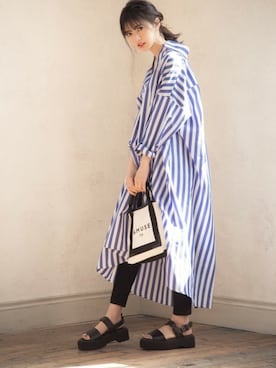 「GRL（グレイル）のアイテム（トートバッグ）」を使った、GRLグレイル_OFFICIALさん（レディース・158cm）の春コーディネート