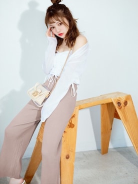 「GRL（グレイル）のアイテム（ピアス（両耳用））」を使った、GRLグレイル_OFFICIALさん（レディース・158cm）の春コーディネート