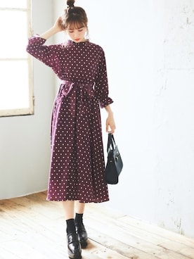 「アイテム（ハンドバッグ、グリーン系）」を使った、GRLグレイル_OFFICIALさん（レディース・161cm）の春コーディネート