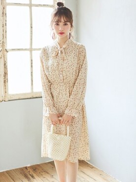 「GRL（グレイル）のアイテム（ピアス（両耳用））」を使った、GRLグレイル_OFFICIALさん（レディース・161cm）の春コーディネート