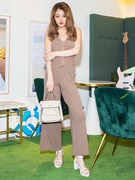 「GRL（グレイル）のアイテム（セットアップ）」を使った、GRLグレイル_OFFICIALさん（レディース・158cm）の夏コーディネート