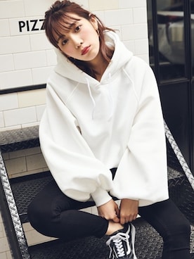 「GRL（グレイル）のアイテム（パーカー）」を使った、GRLグレイル_OFFICIALさん（レディース・153cm）の秋コーディネート