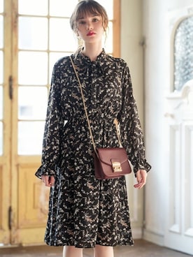 「ボウタイ」｜GRLグレイル_OFFICIALさん（レディース・161cm）の秋コーディネート