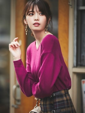 「Vネック」｜GRLグレイル_OFFICIALさん（レディース・170cm）の秋コーディネート