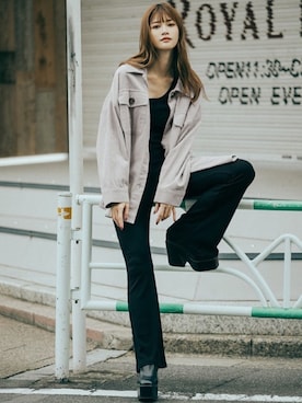 「GRL（グレイル）のリブニットフレアパンツ（その他パンツ）」を使った、GRLグレイル_OFFICIALさん（レディース・165cm）の秋コーディネート