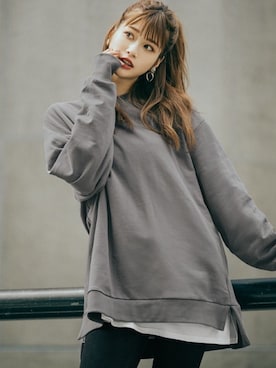 「GRL（グレイル）のアイテム（スウェット）」を使った、GRLグレイル_OFFICIALさん（レディース・165cm）の秋コーディネート