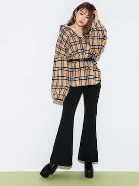 「GRL（グレイル）のアイテム（アクセサリー）」を使った、GRLグレイル_OFFICIALさん（レディース・158cm）の秋コーディネート