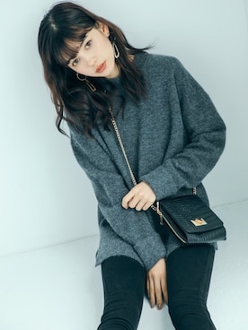 「GRL（グレイル）のアイテム（ピアス（両耳用））」を使った、GRLグレイル_OFFICIALさん（レディース・163cm）の秋コーディネート