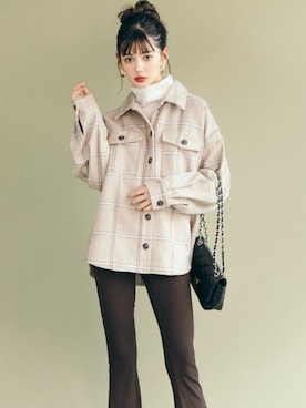 「GRL（グレイル）のアイテム（シャツ/ブラウス）」を使った、GRLグレイル_OFFICIALさん（レディース・163cm）の冬コーディネート