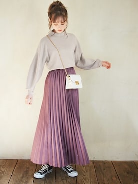 「アイテム（スカート、パープル系）」を使った、GRLグレイル_OFFICIALさん（レディース・161cm）の冬コーディネート