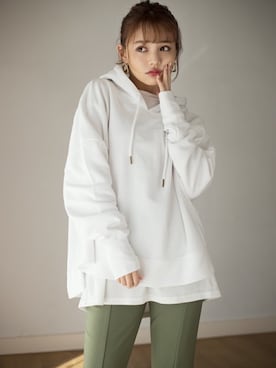 「GRL（グレイル）のアイテム（パーカー）」を使った、GRLグレイル_OFFICIALさん（レディース・158cm）の春コーディネート
