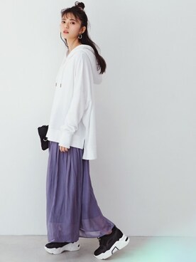 「GRL（グレイル）のアイテム（パーカー）」を使った、GRLグレイル_OFFICIALさん（レディース・158cm）の春コーディネート
