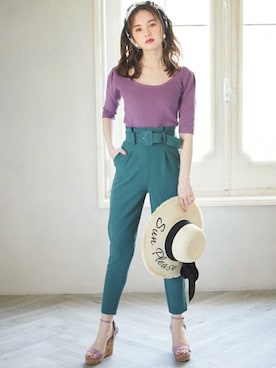 「アイテム（シューズ、パープル系）」を使った、GRLグレイル_OFFICIALさん（レディース・161cm）の春コーディネート