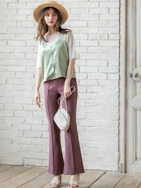 「GRL（グレイル）のアイテム（Tシャツ/カットソー）」を使った、GRLグレイル_OFFICIALさん（レディース・161cm）の夏コーディネート