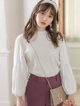 「GRL（グレイル）のアイテム（Tシャツ/カットソー）」を使った、GRLグレイル_OFFICIALさん（レディース・161cm）の秋コーディネート