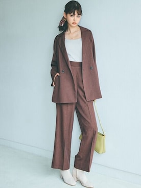 「アイテム（ハンドバッグ、グリーン系）」を使った、GRLグレイル_OFFICIALさん（レディース・163cm）の秋コーディネート