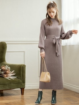 「アイテム（ブーツ、グリーン系）」を使った、GRLグレイル_OFFICIALさん（レディース・161cm）の秋コーディネート