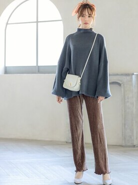 「GRL（グレイル）のアイテム（パンプス）」を使った、GRLグレイル_OFFICIALさん（レディース・161cm）の冬コーディネート