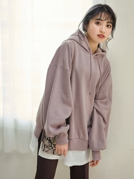 「GRL（グレイル）のアイテム（パーカー）」を使った、GRLグレイル_OFFICIALさん（レディース・157cm）の冬コーディネート