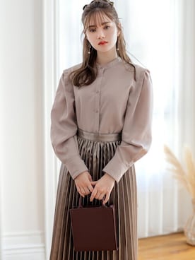 「タックブラウス」｜GRLグレイル_OFFICIALさん（レディース・161cm）の冬コーディネート