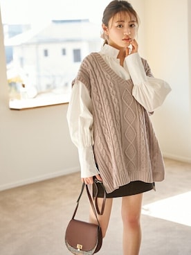「GRL（グレイル）のアイテム（ベスト）」を使った、GRLグレイル_OFFICIALさん（レディース・157cm）の冬コーディネート