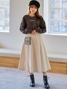 「アイテム（ゴールド系）」を使った、GRLグレイル_OFFICIALさん（レディース・157cm）の冬コーディネート