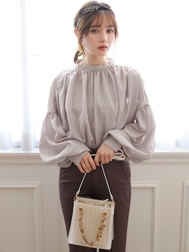 「GRL（グレイル）のセンタープレスフレアパンツ（その他パンツ）」を使った、GRLグレイル_OFFICIALさん（レディース・161cm）の春コーディネート