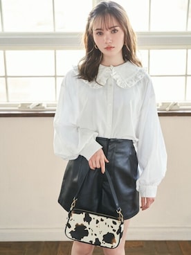 「GRL（グレイル）のアイテム（シャツ/ブラウス）」を使った、GRLグレイル_OFFICIALさん（レディース・161cm）の春コーディネート