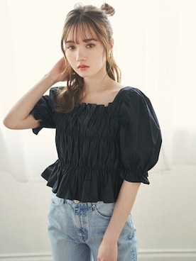 「GRL（グレイル）のアイテム（シャツ/ブラウス）」を使った、GRLグレイル_OFFICIALさん（レディース・161cm）の春コーディネート