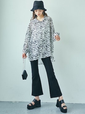 「GRL（グレイル）のアイテム（ピアス（両耳用））」を使った、GRLグレイル_OFFICIALさん（レディース・163cm）の春コーディネート