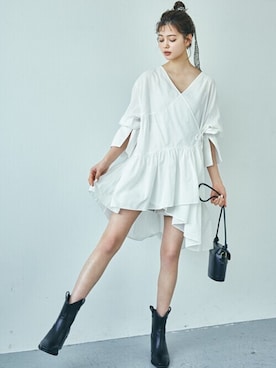 「GRL（グレイル）のアイテム（ピアス（両耳用））」を使った、GRLグレイル_OFFICIALさん（レディース・163cm）の春コーディネート