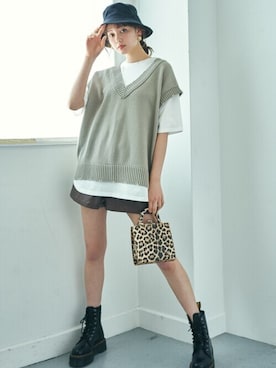 「GRL（グレイル）のアイテム（Tシャツ/カットソー）」を使った、GRLグレイル_OFFICIALさん（レディース・163cm）の春コーディネート