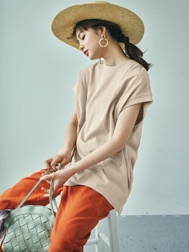 「GRL（グレイル）のアイテム（Tシャツ/カットソー）」を使った、GRLグレイル_OFFICIALさん（レディース・163cm）の春コーディネート