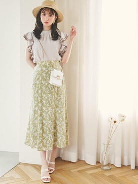 「GRL（グレイル）のアイテム（ピアス（両耳用））」を使った、GRLグレイル_OFFICIALさん（レディース・161cm）の春コーディネート