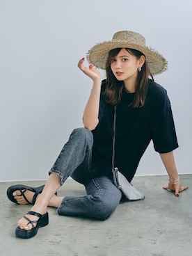 「GRL（グレイル）のアイテム（帽子）」を使った、GRLグレイル_OFFICIALさん（レディース・163cm）の夏コーディネート
