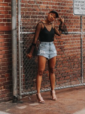 「model」｜Shelby Wilburnさん（レディース・175cm）の秋コーディネート