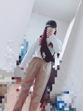 「NIKE（ナイキ）のアイテム（腰包、ブラック系）」を使った、yayawawaさん（レディース・153cm）の春コーディネート