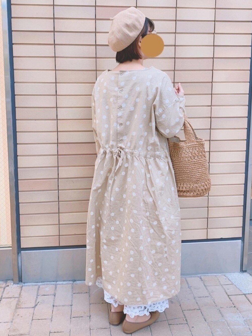 「お洒落さんとつながりたい、おしゃれさんと繋がりたい、サマンサモスモス、SM2、Samansa Mos2、ガーリー、レース、ベレー帽、春コーデ」｜「Samansa Mos2の消臭抗菌バレエシューズ（バレエシューズ、ブラウン系）」を使った、さわこさん（レディース・155cm）の春コーディネートの1枚目の写真
